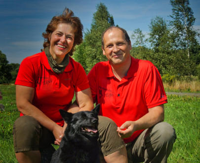 Rita und Peter Brang, die Vermieter von Brangs Hundeparadies eifel- Ferienhäuser exklusiv für einen traumhaften Hundeurlaub